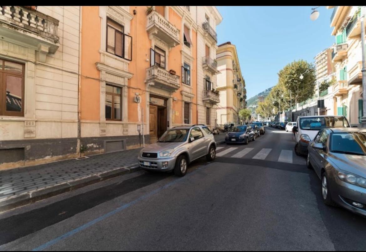 דירות סלרנו Casa Maria Al Porto מראה חיצוני תמונה